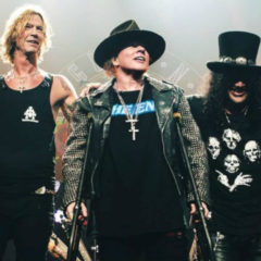 GUNS N’ ROSES: “Golpeando las puertas del cielo”