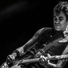 ATTAQUE 77: “Me gusta que los temas tengan cosas distintas en los shows y no sea una repetición, para eso escuchas el disco”