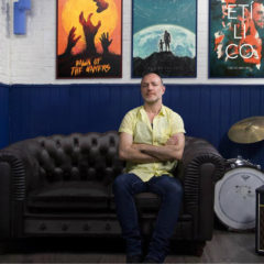 OSCAR GIMÉNEZ: “Cada retrato tiene que ser único, tiene que ser un reflejo del espíritu y del universo que rodea al personaje”