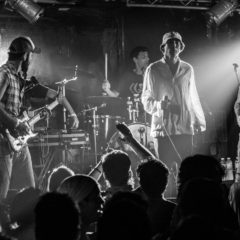 LAS MANOS DE FILIPPI: “25 revolucionarios años”