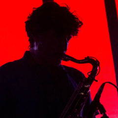 WILLY CROOK en Cosquín Rock: “El hombre multifacetico”
