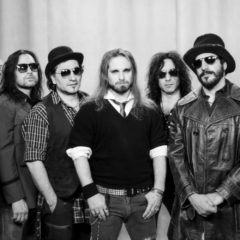 COVERHEADS: “Nos emociona la banda tocando a tracción a sangre”