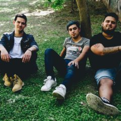 De quien es la Escoba:  “tenemos mucho pop y mucho rock , tiene que ver con las influencias que cada uno tiene”