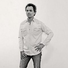 Ike Parodi presenta “Sin Gravedad”