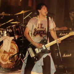 Jovenes Pordioseros celebra 25 años de su primer álbum oficial