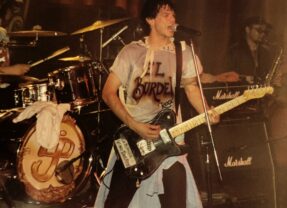Jovenes Pordioseros celebra 25 años de su primer álbum oficial