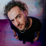 Monsenior Terrenal: Mis composiciones son mas oscuritas, mas alternativas.