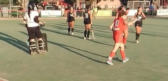 Hockey: Universitario le gano en los Shoot Out a Jockey