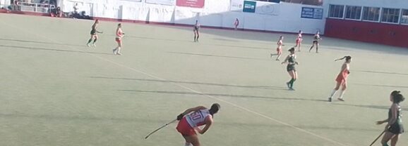 Hochey: Universitario gano en los shoot out ante Parque